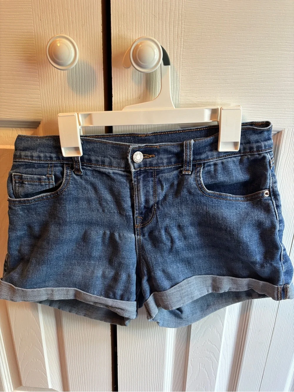 BUNDLE OF 3 DENIM SHORTS - FRAYED, DISTRESSED & CUFFED - SUMMER ESSENTIALS